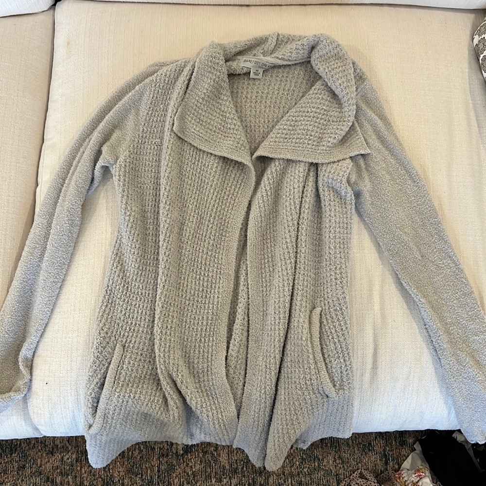 Grey barefoot dreams sweater size extra small!